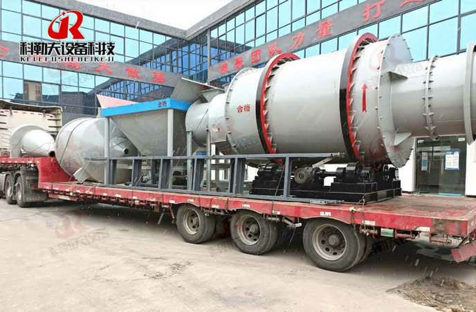 LaSalle small three-cylinder dryer is delivered, which can dry sand, mineral soil, mineral powder and other materials, and meet the environmental protection standards. LaSalle small three-cylinder dryer is delivered, which can dry sand, mineral soil, mineral powder and other materials, and meet the environmental protection standards.